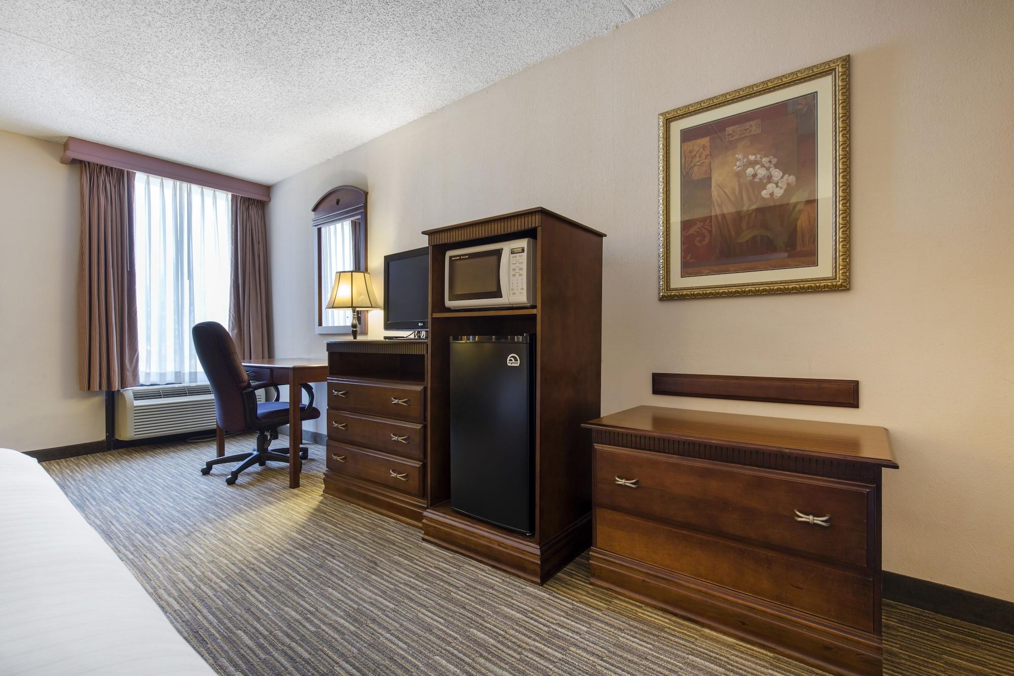 Greenstay Hotel & Suites Central Спрингфилд Экстерьер фото