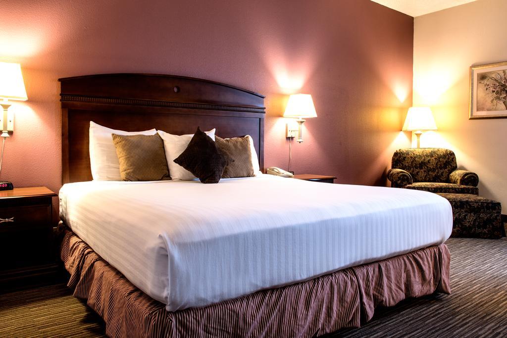 Greenstay Hotel & Suites Central Спрингфилд Экстерьер фото