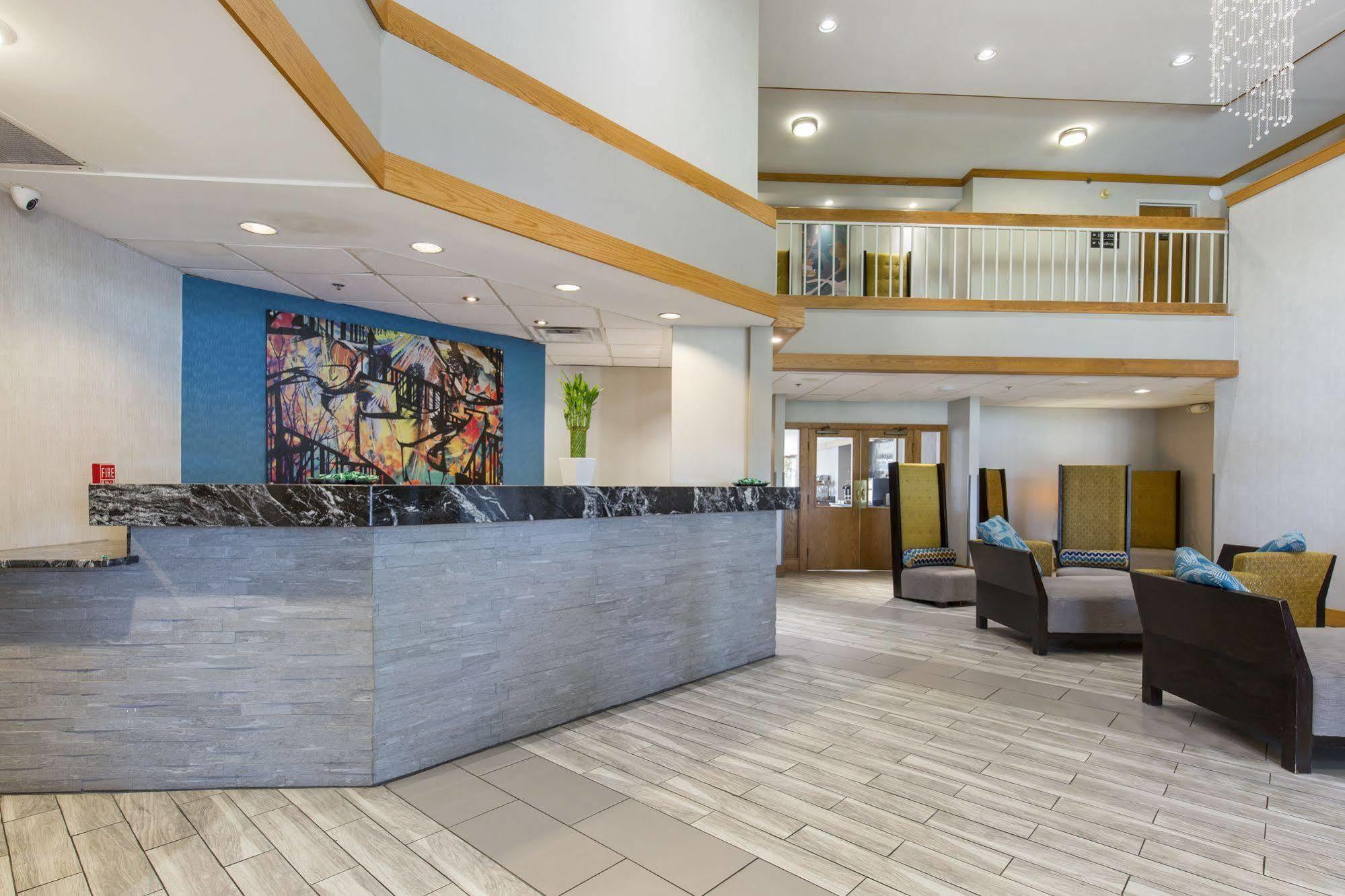 Greenstay Hotel & Suites Central Спрингфилд Экстерьер фото